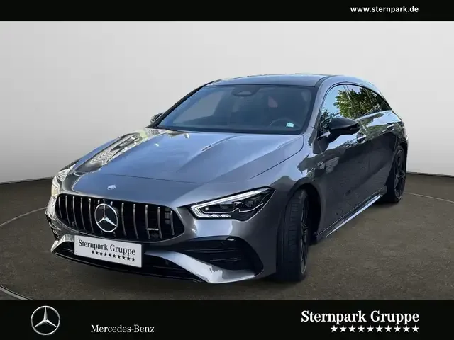Mercedes-Benz CLA 35 AMG