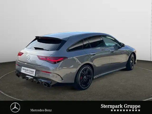 Mercedes-Benz CLA 35 AMG