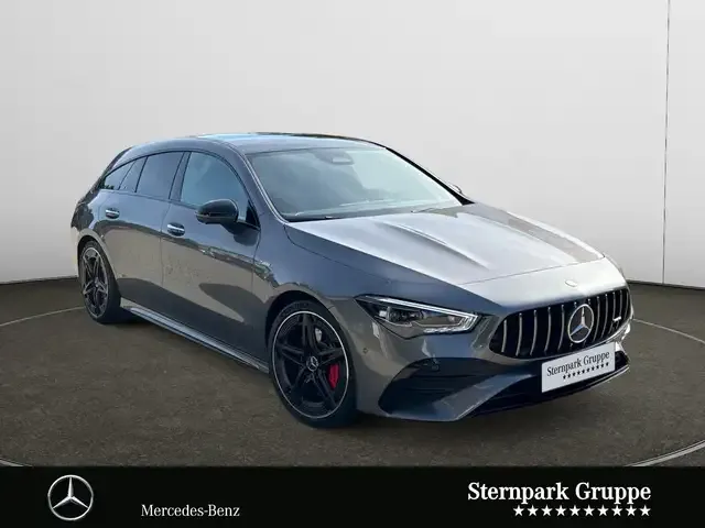 Mercedes-Benz CLA 35 AMG