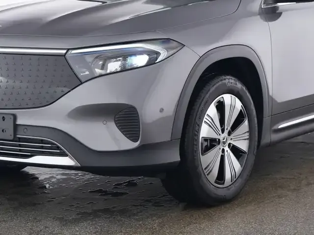 Mercedes-Benz EQB 350