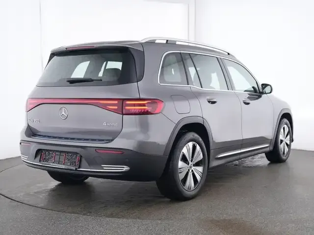 Mercedes-Benz EQB 350