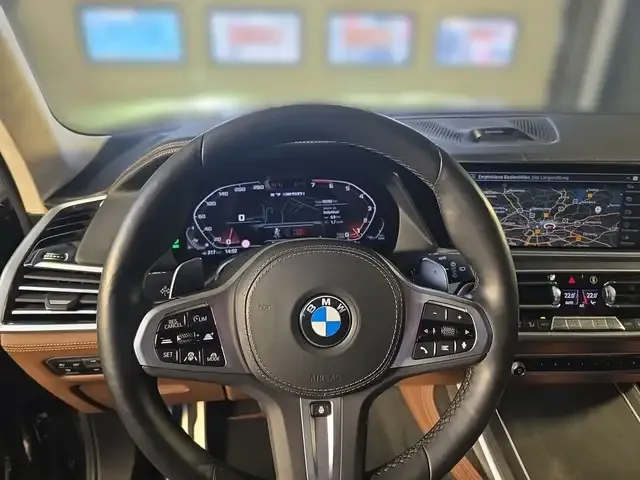 BMW X7 M