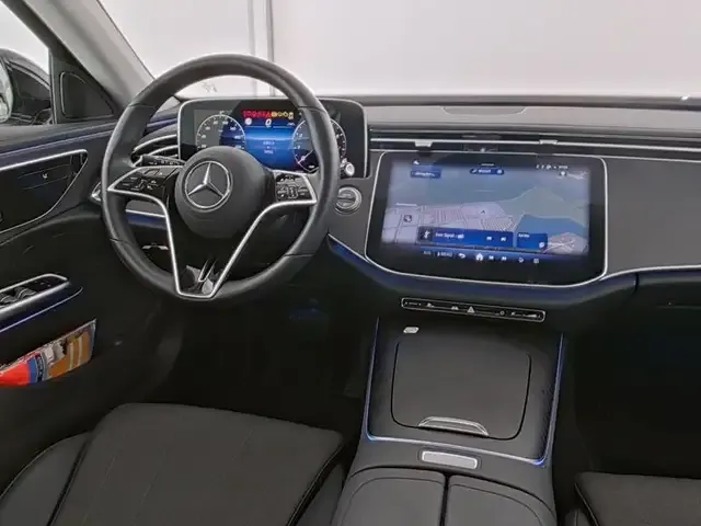 Mercedes-Benz E 200