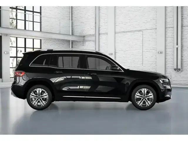 Mercedes-Benz GLB 220