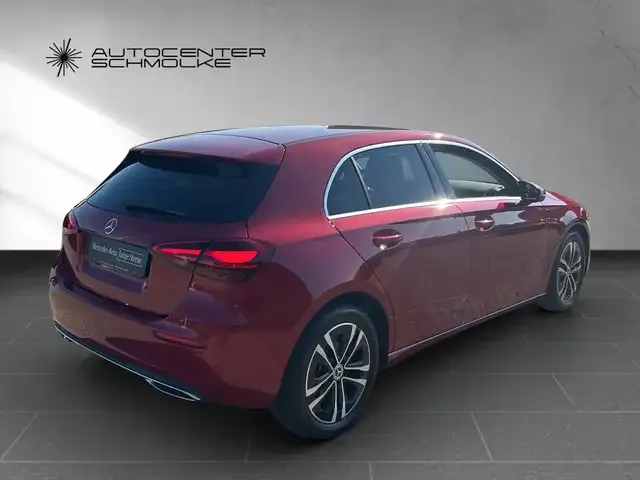 Mercedes-Benz A 180