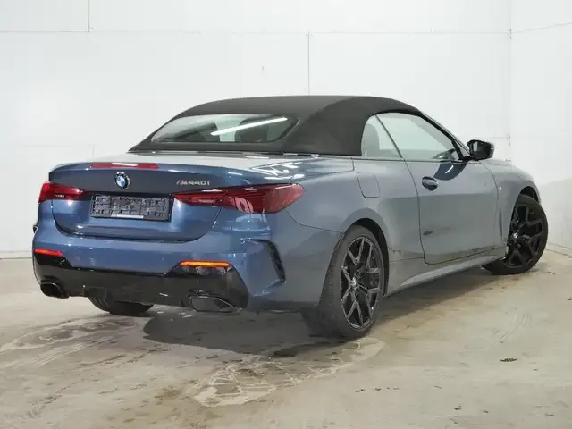 BMW 440