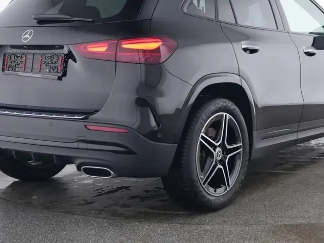 Mercedes-Benz GLA 250