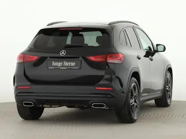 Mercedes-Benz GLA 250