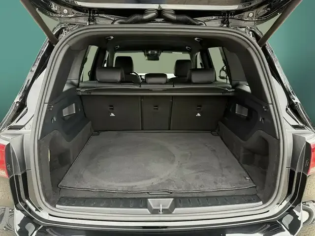 Mercedes-Benz GLB 250