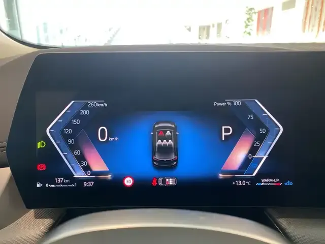 BMW 216