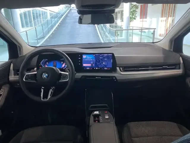 BMW 216