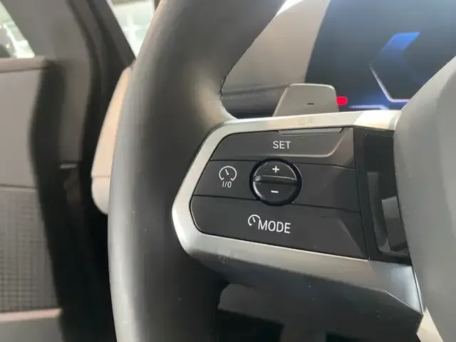 BMW 216