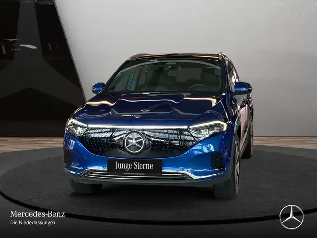 Mercedes-Benz EQA 300