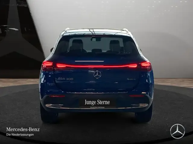Mercedes-Benz EQA 300