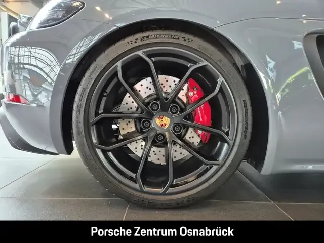 Porsche 718 Spyder