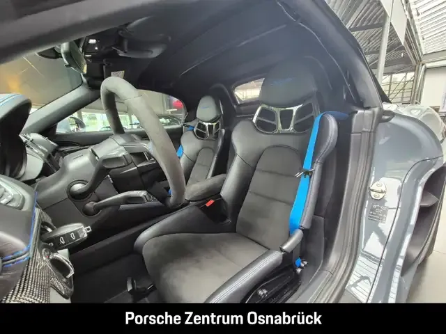 Porsche 718 Spyder