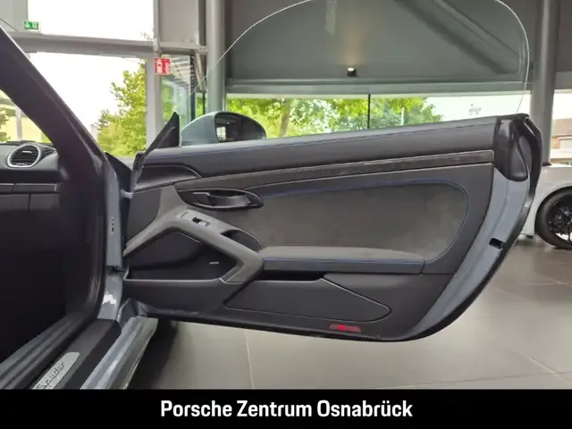 Porsche 718 Spyder