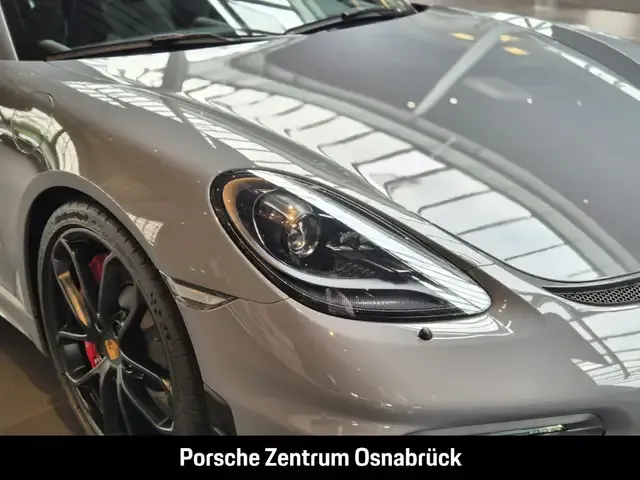 Porsche 718 Spyder