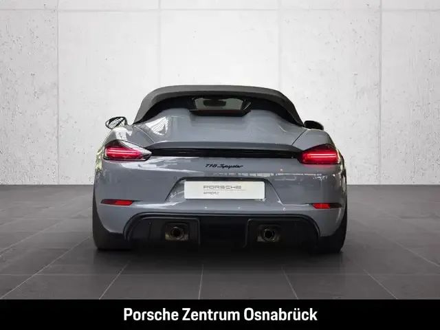 Porsche 718 Spyder