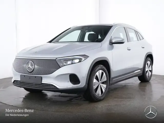 Mercedes-Benz EQA 300