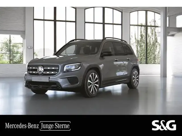 Mercedes-Benz GLB 220