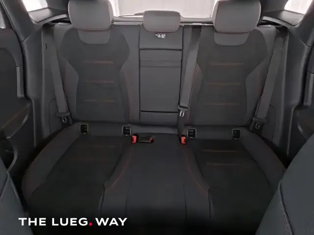 Mercedes-Benz EQA 300