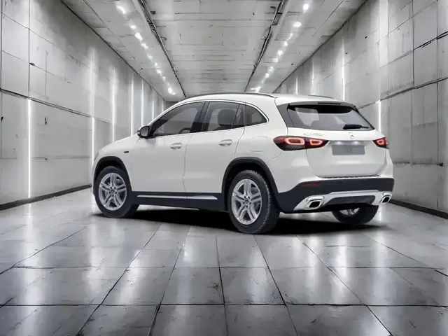Mercedes-Benz GLA 250