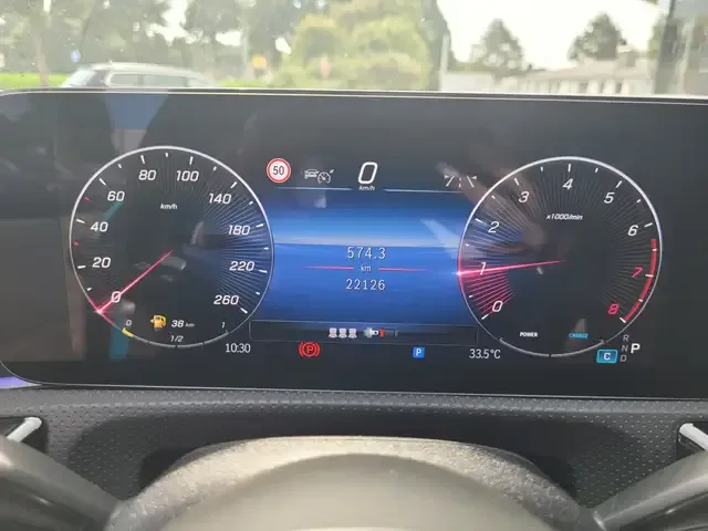 Mercedes-Benz CLA 200