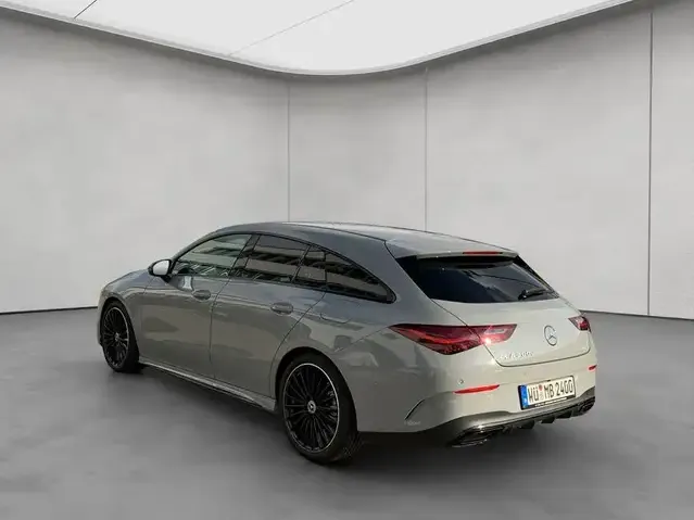 Mercedes-Benz CLA 200