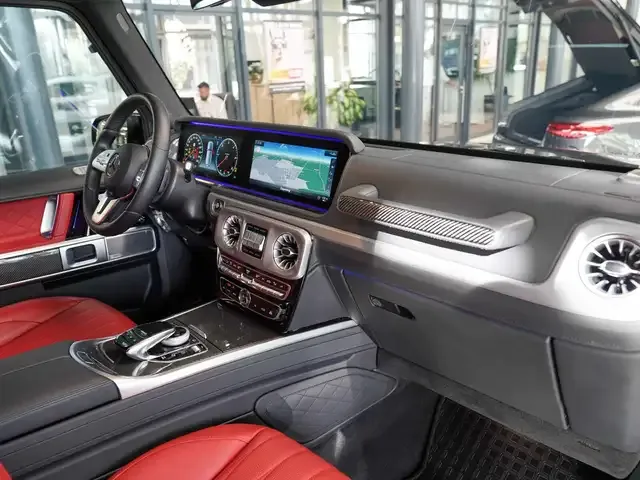 Mercedes-Benz G 400
