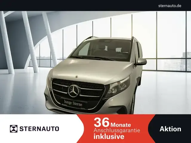 Mercedes-Benz V 220