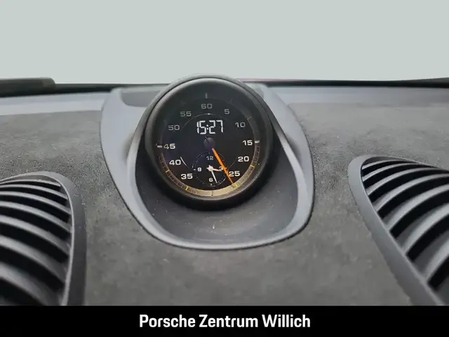 Porsche 718 Spyder