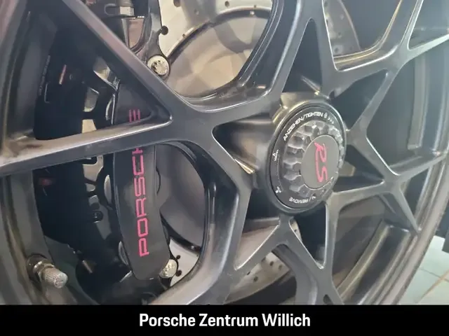 Porsche 718 Spyder