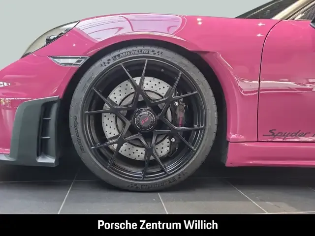 Porsche 718 Spyder