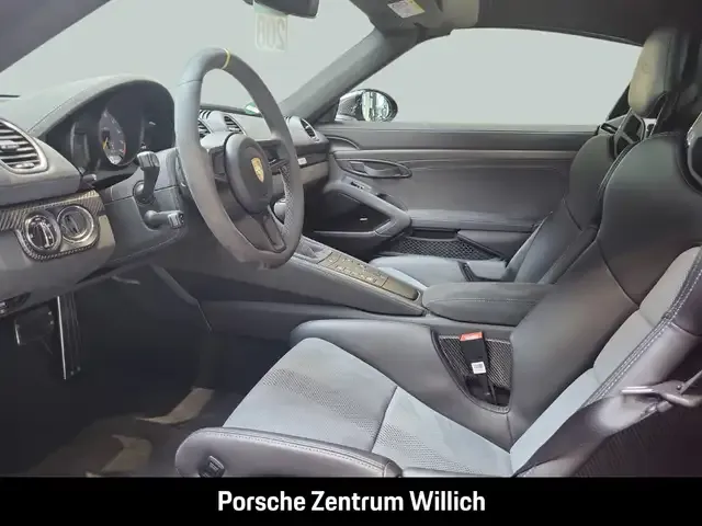 Porsche 718 Spyder