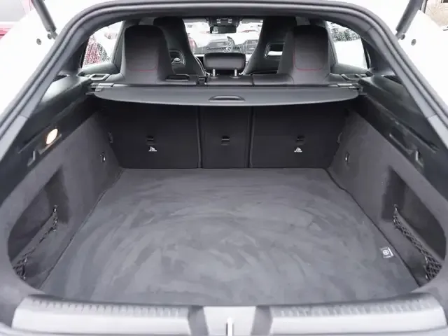 Mercedes-Benz CLA 220