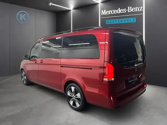 Mercedes-Benz V 220