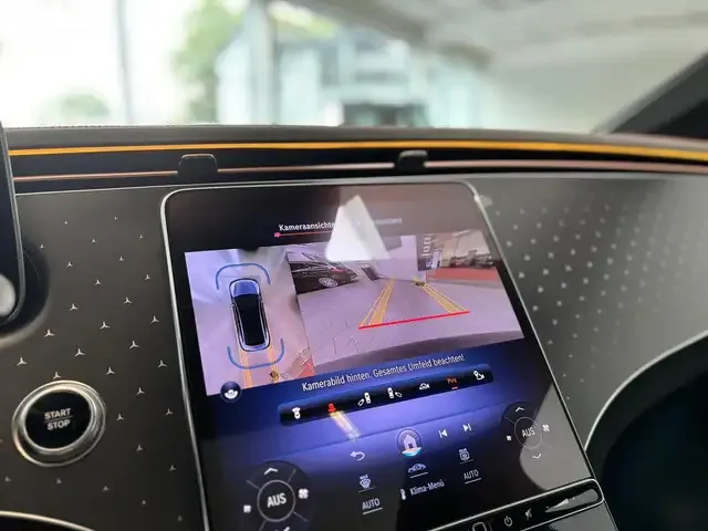 Mercedes-Benz EQE 350