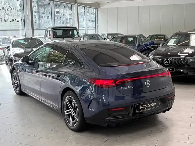 Mercedes-Benz EQE 350