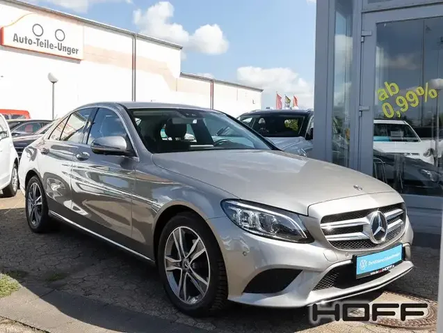 Mercedes-Benz C 180