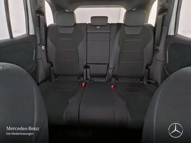 Mercedes-Benz EQB 300