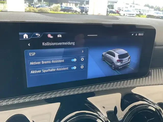 Mercedes-Benz A 220