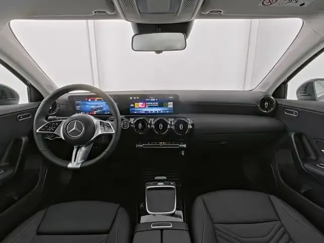 Mercedes-Benz A 220