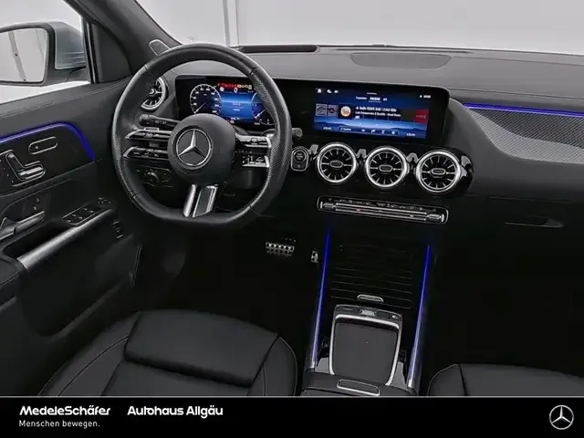 Mercedes-Benz GLA 220
