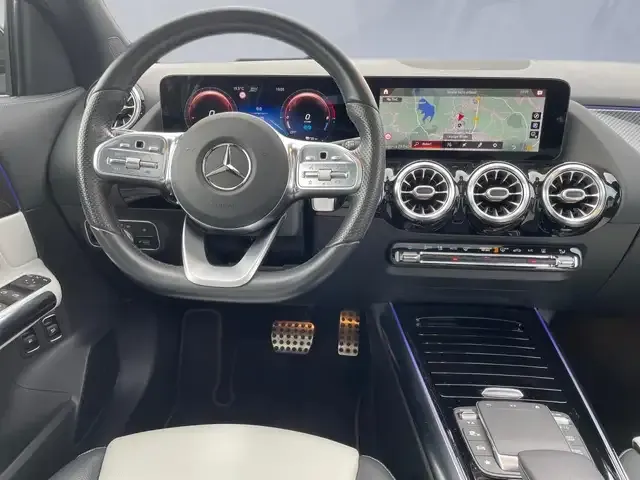 Mercedes-Benz GLA 250