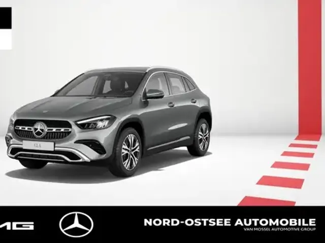 Mercedes-Benz GLA 200