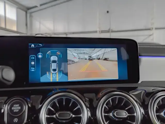 Mercedes-Benz CLA 220