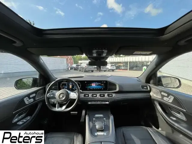 Mercedes-Benz GLS 400