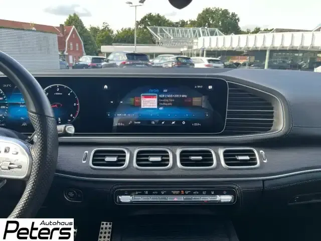 Mercedes-Benz GLS 400