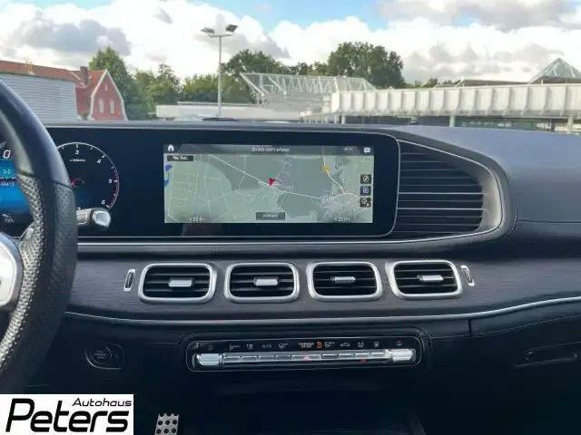 Mercedes-Benz GLS 400
